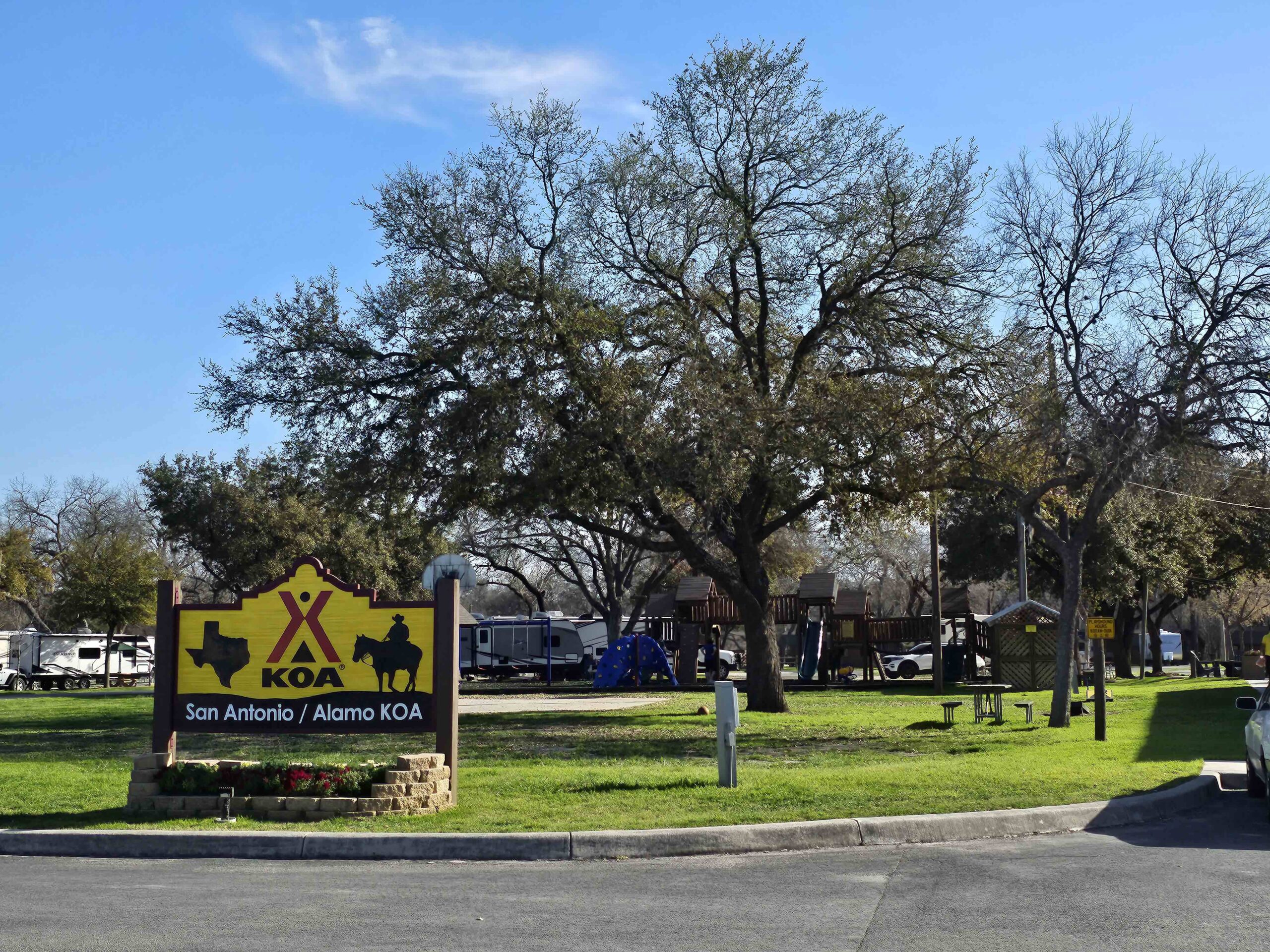 San Antonio / Alamo KOA Holiday